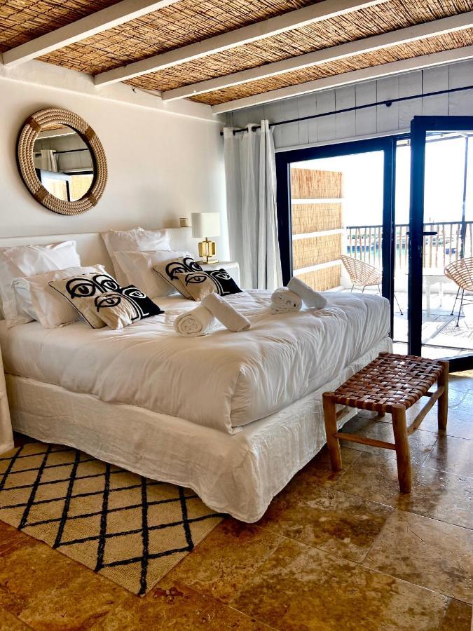 Les Vagues Hotel Saintes-Maries-de-la-Mer Buitenkant foto
