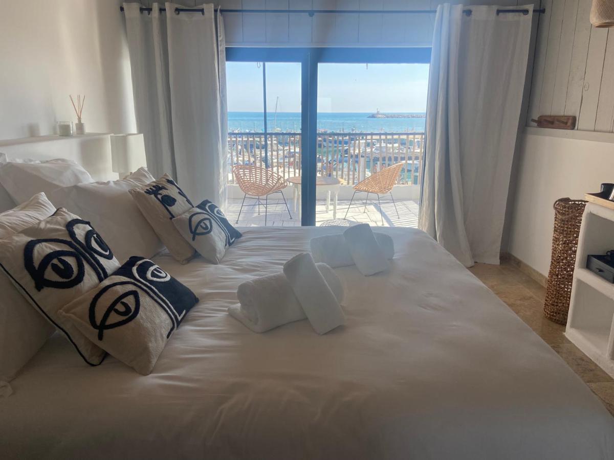 Les Vagues Hotel Saintes-Maries-de-la-Mer Buitenkant foto
