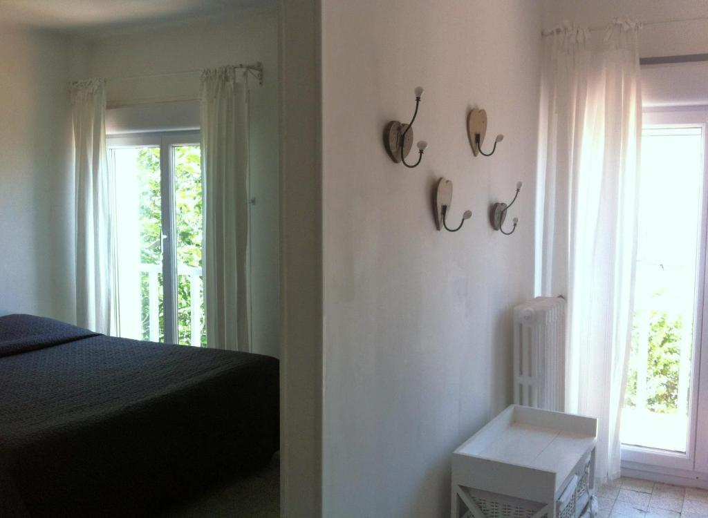 Les Vagues Hotel Saintes-Maries-de-la-Mer Kamer foto